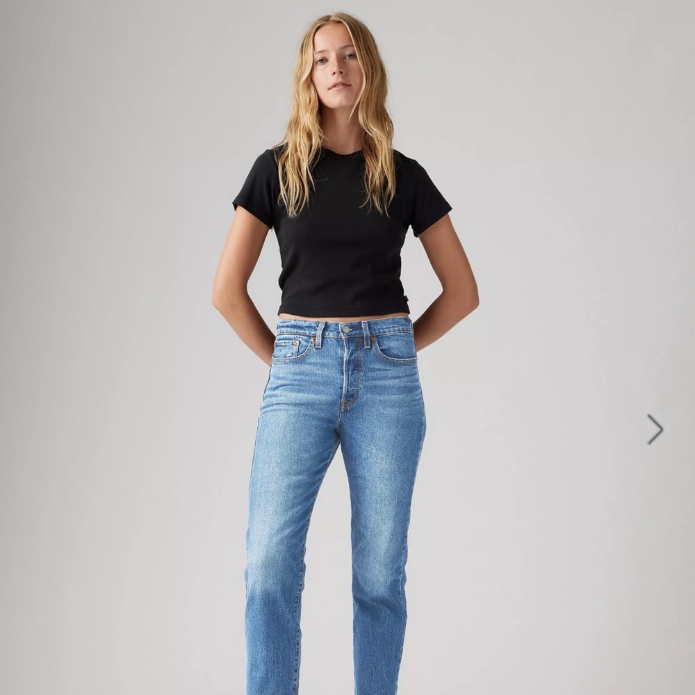 Levi's Women’s Straight Fit Wedgie Jeans